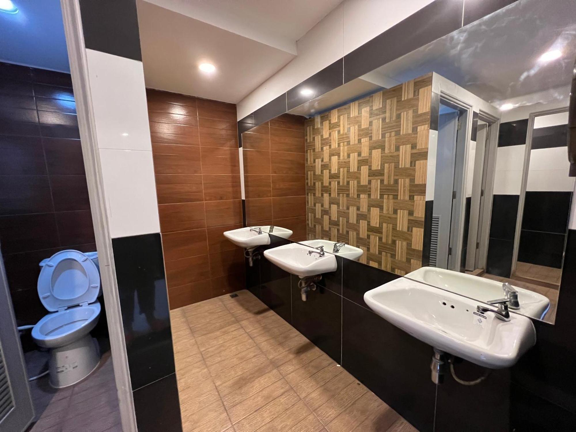 Dm Inn Khon Kaen Dış mekan fotoğraf